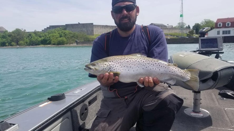 Niagara Fishing Charters - 22’ Lund Aluminum