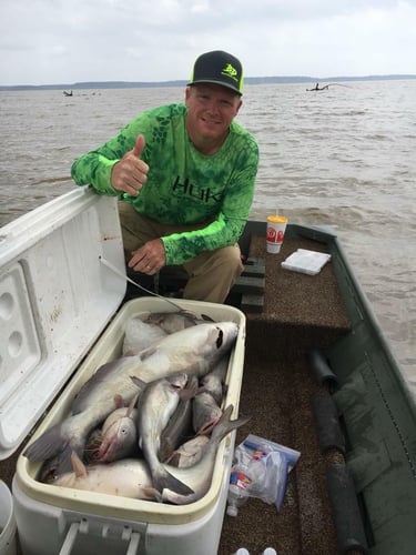 Full-Day on Toledo Bend in Etoile