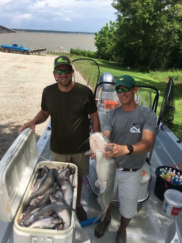 Full-Day Fishing Trip - Lake Nacogdoches