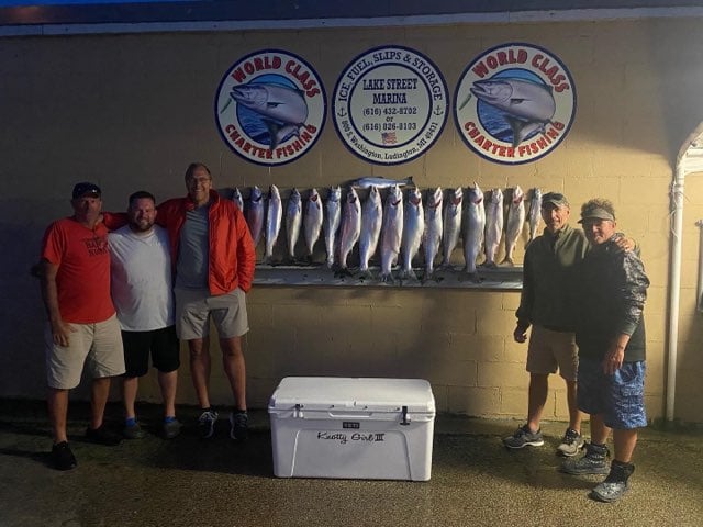 Luxury Lake Michigan Trout & Salmon In Ludington