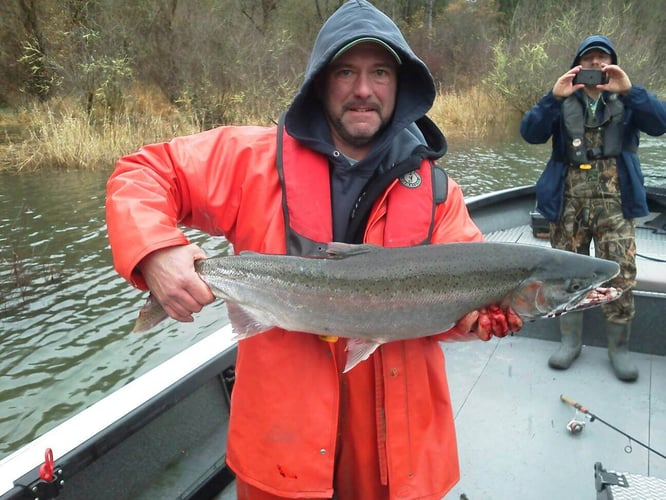 Columbia River Salmon & Steelhead in Scappoose
