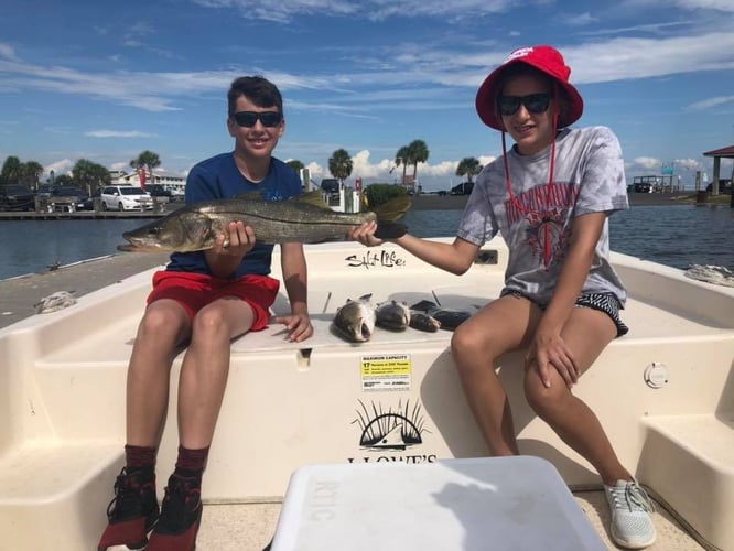 Cedar Key Family Fun - 24’ Carolina in Cedar Key