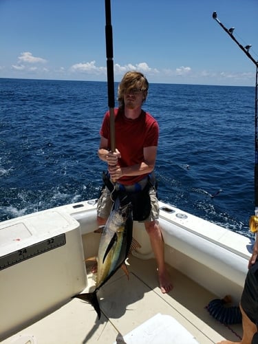 Offshore Fishing Trip in Manteo
