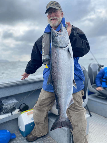 Salmon, Bottom Fishing & Crab Pots In Hubbard