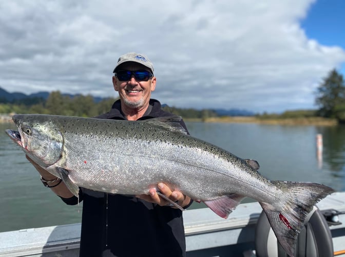 Salmon, Bottom Fishing & Crab Pots In Hubbard