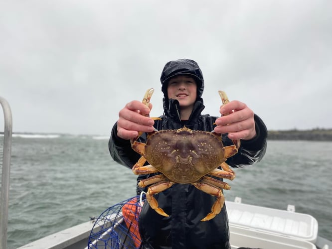 Salmon, Bottom Fishing & Crab Pots In Hubbard