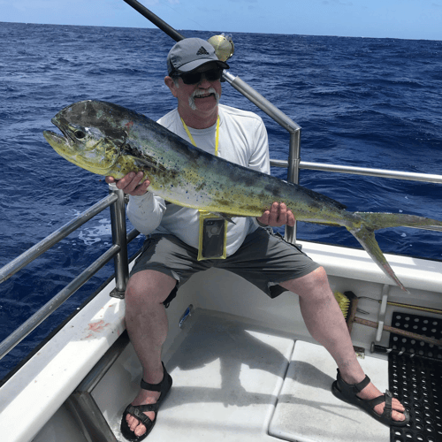 Sportfishing Kauai - 34' Radon In Lihue