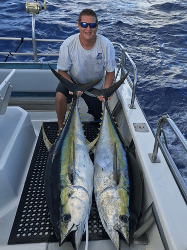 Sportfishing Kauai - 34' Radon In Lihue