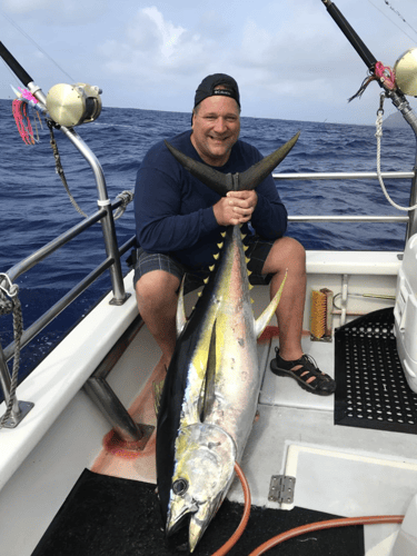 Sportfishing Kauai - 34' Radon In Lihue