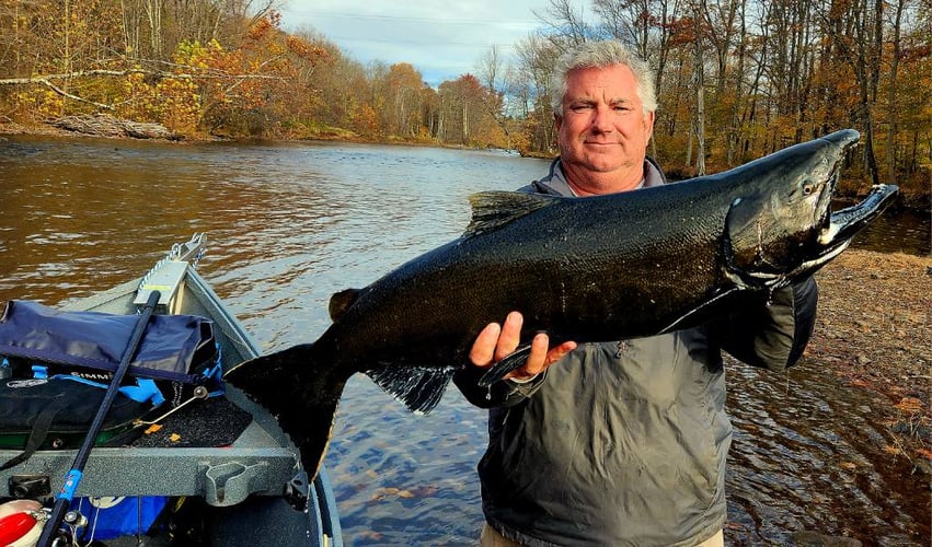 Steelhead Drift Boat Trip Salmon River In Mexico