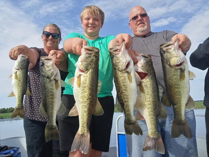 Lake Toho Largemouth Bass Run In Kissimmee