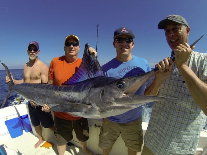 Finger Banks Trip - 43' Riviera In Cabo San Lucas