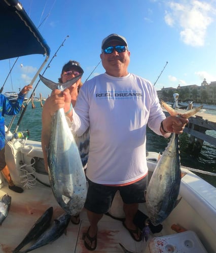 Fishing Charter In Cancun 35ft For 9px In Cancún