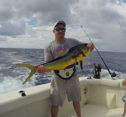 Cancun Charter - 35ft For 9px In Cancún