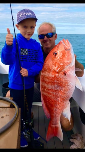 Luxury Snapper Fishing In Galveston