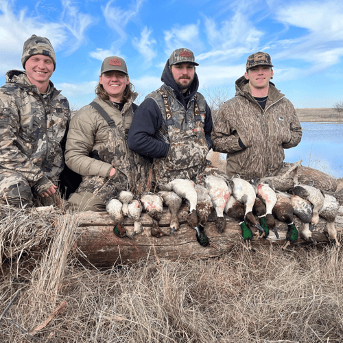 Duck Hunting TX/OK In Devol