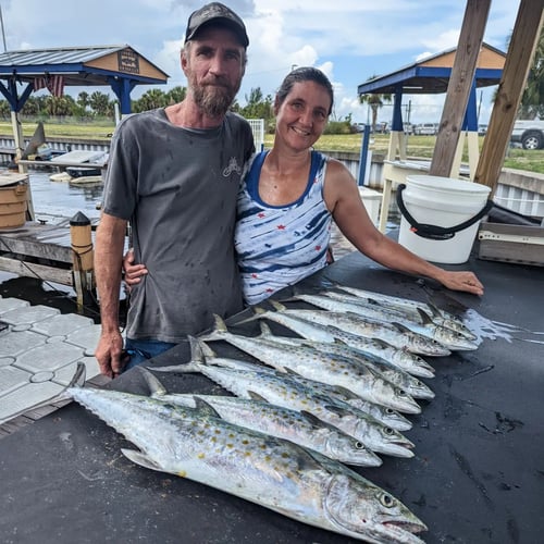 Nearshore Tampa Bay - 25’ Sportsman In Ruskin