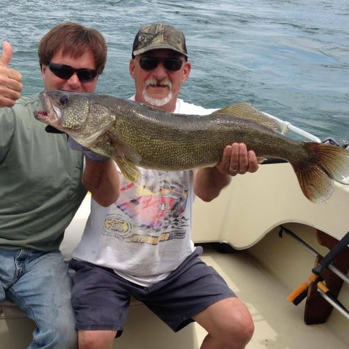 Lake Erie Perch Or Walleye Special In Lakeside Marblehead