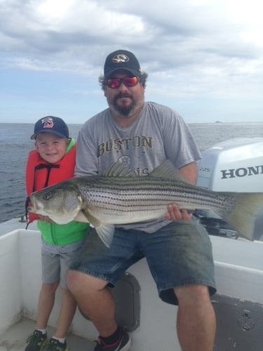 Fall Striper - 33’ Grady White In Chatham