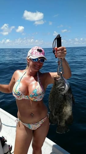 Overnight Offshore - 38' Luhrs in Freeport