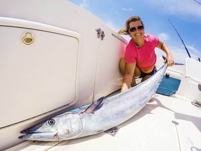 Cabo Luxury Sportfishing - "Blue Star" 32' Luhrs