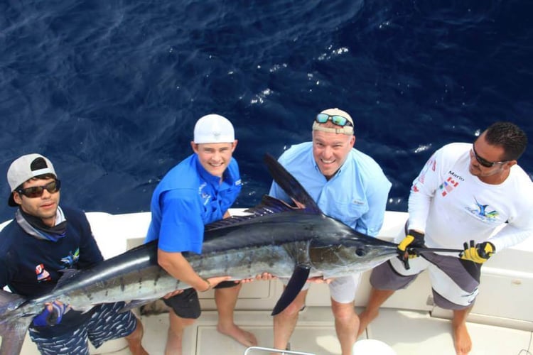Cabo Luxury Fishing - 43' Riviera in Cabo San Lucas