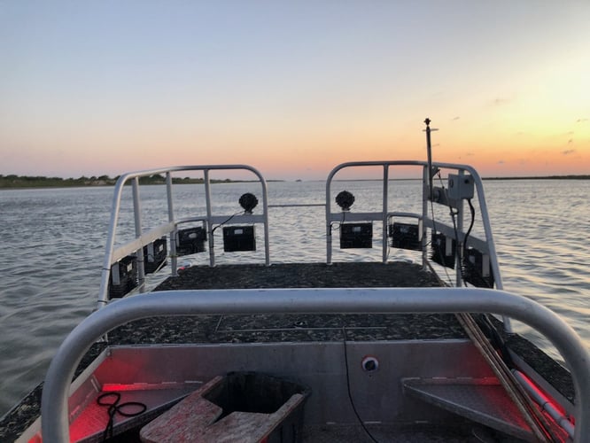 Night Time Flounder Gigging In Port O'Connor