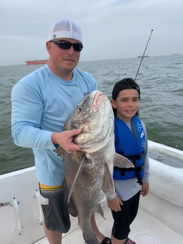 Bay And Jetty Fishing In Galveston