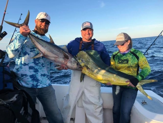 Going Deep - 35' Sea Hunter In Galveston