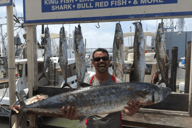 9 Hour Offshore Trip- 42' Delta in Galveston