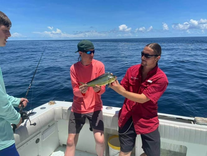 9 Hour Offshore Trip- 42' Delta in Galveston