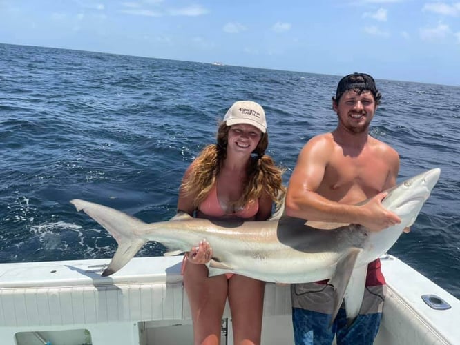 9 Hour Offshore Trip- 42' Delta in Galveston