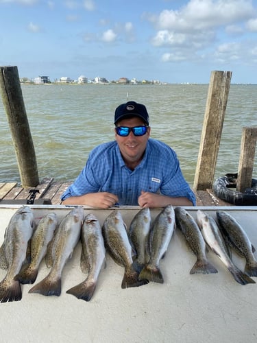 Half Day Bay - 24’ Kenner In Galveston