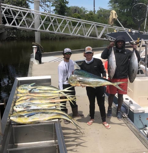 Mahi Mahi Special - 35’ Everglades In Charleston