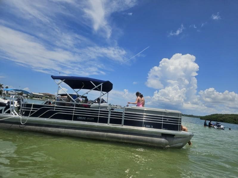 Boat photo for Pontoon Boat Cruise