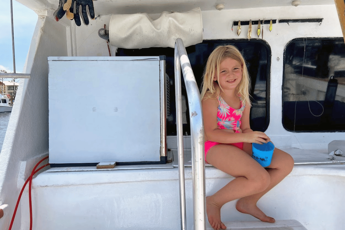 Boat photo for 6 Hour Bottom Fishing And Trolling 