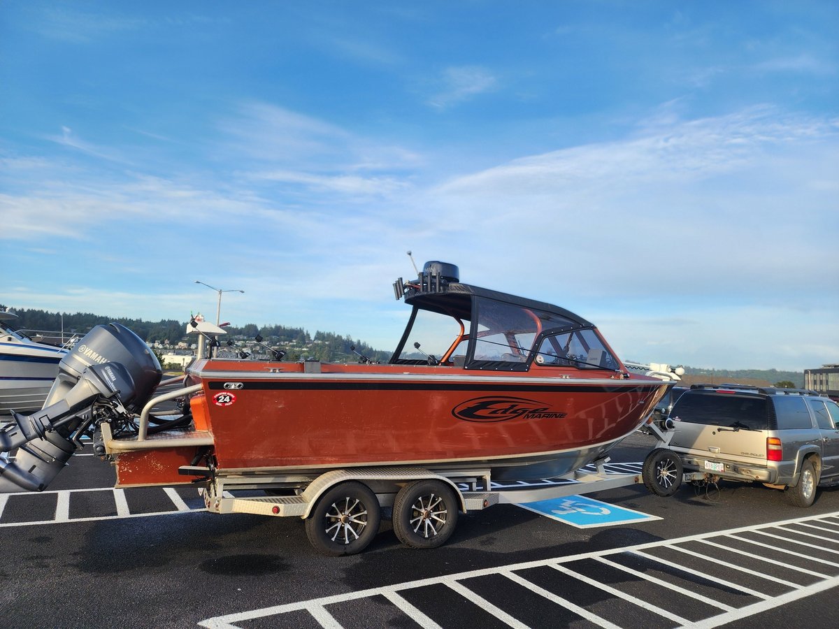 Boat photo for 10 Hour Trip – Albacore Tuna