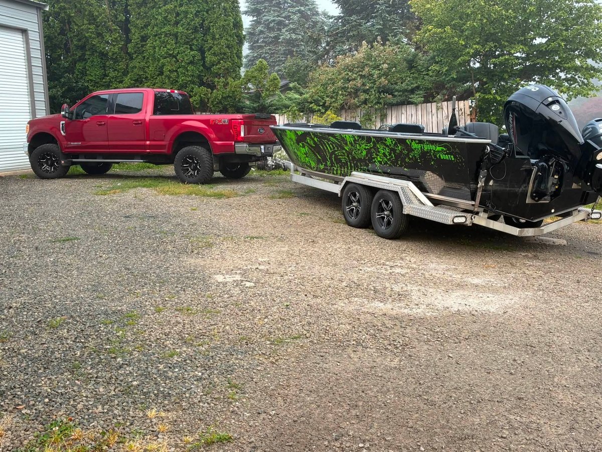 Boat photo for Salmon Fishing / Fall Chinook Trip
