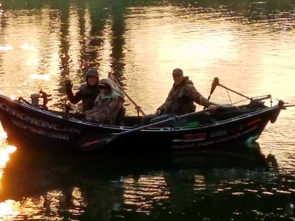 Boat photo for Salmon Hook-Up