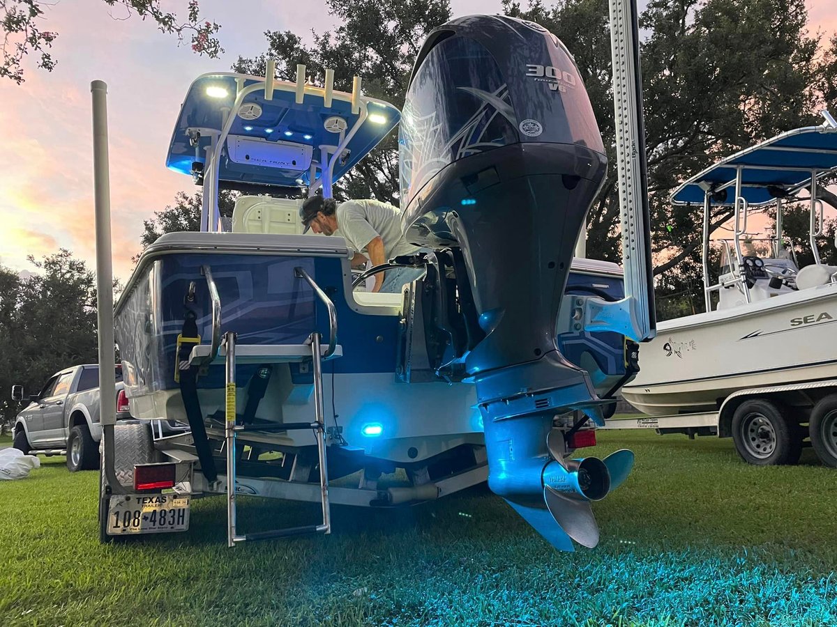 Boat photo for Rippin' Redfish In South Lousiana