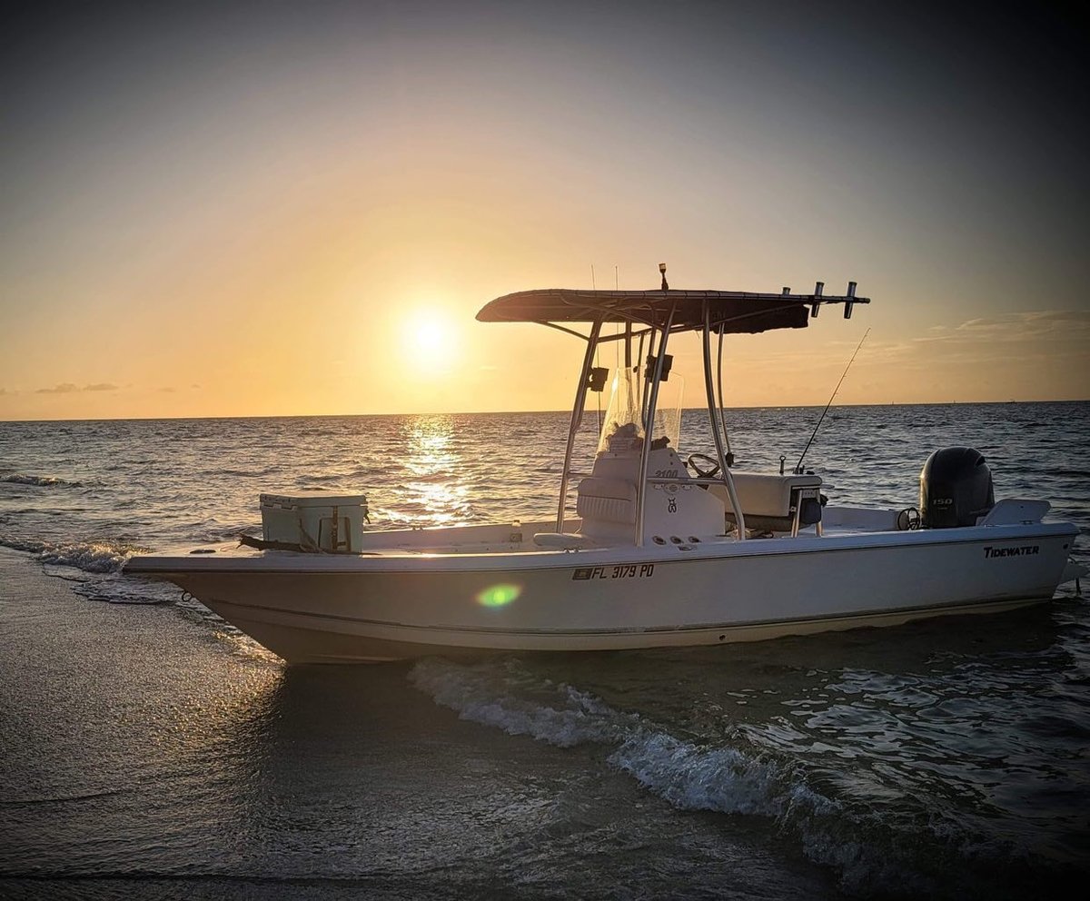 Boat photo for Cape Coral Iguana Hunt