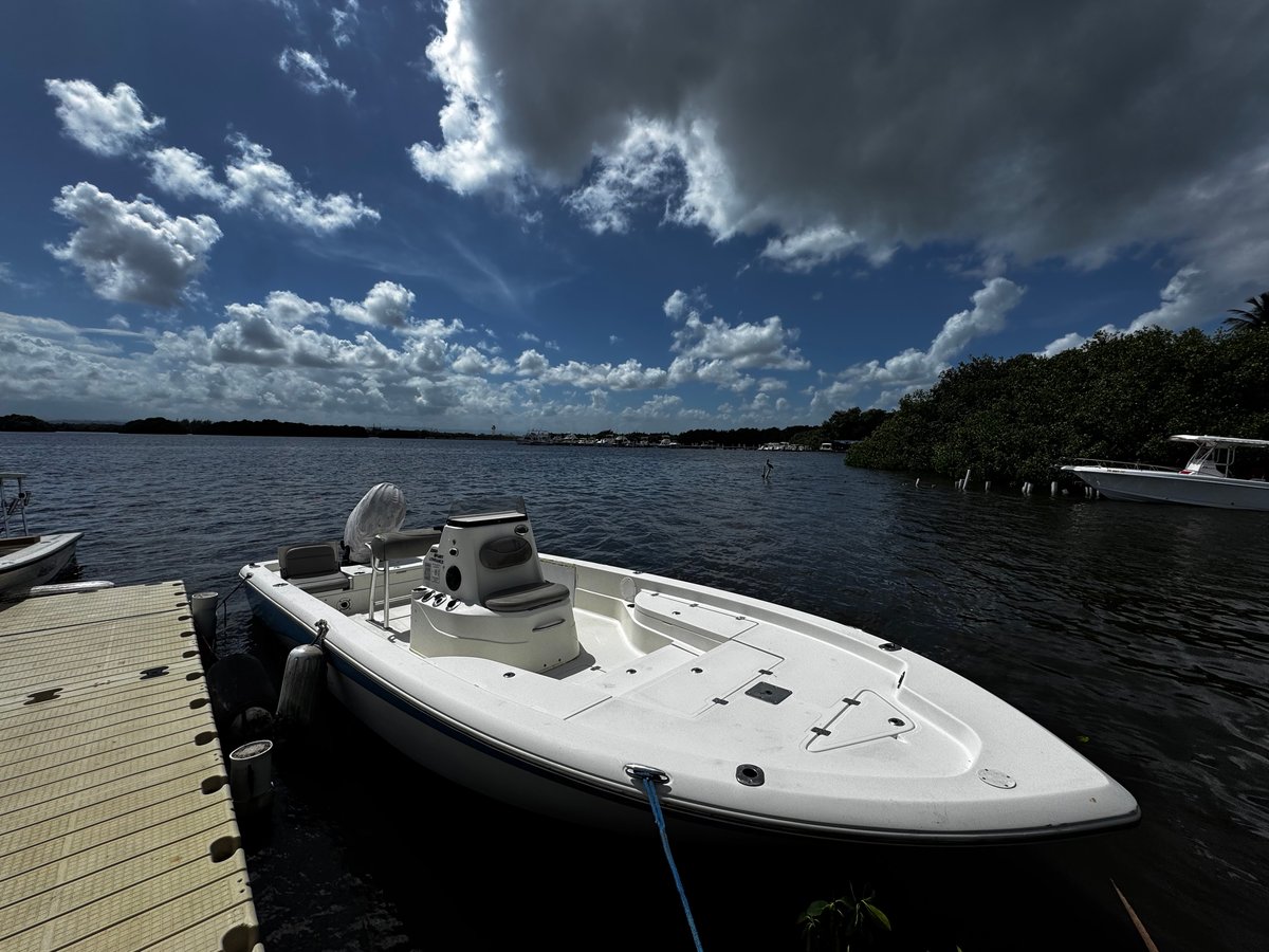 Boat photo for Tarpon & Snook - 22' Quick Bite