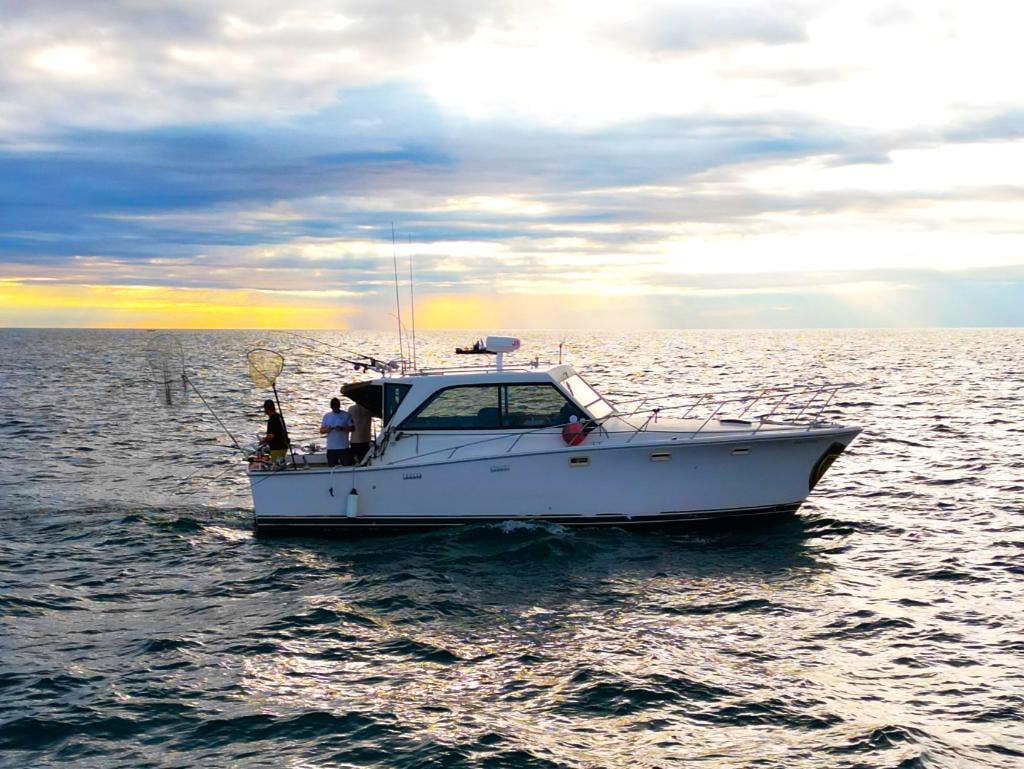 Boat photo for Ultimate Salmon Fishing Experience