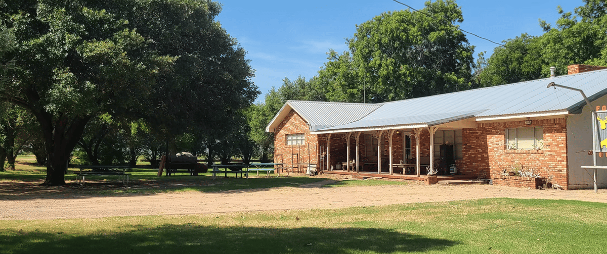Lodge photo for All Inclusive Unlimited-Hog-Hunts