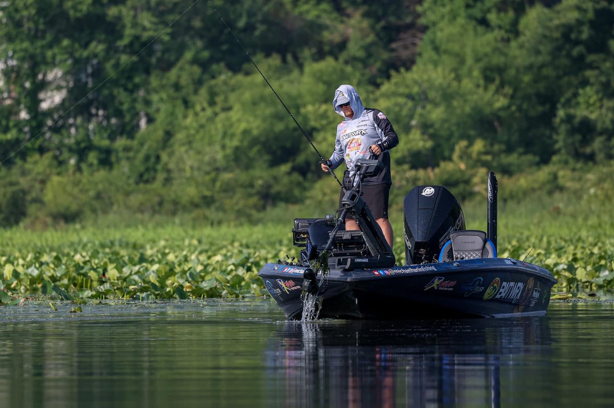 Boat photo for Lake Of The Ozarks With A Pro