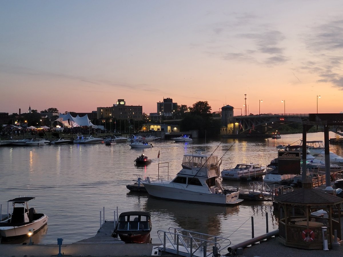 Boat photo for Lake Erie Premium Walley - Mentor