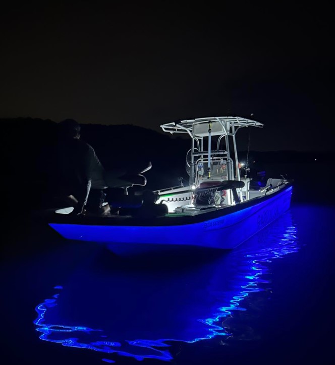Boat photo for Lake Lanier Mid-day Madness