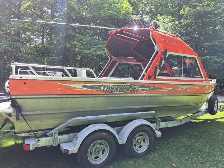 Boat photo for Walleye Trolling