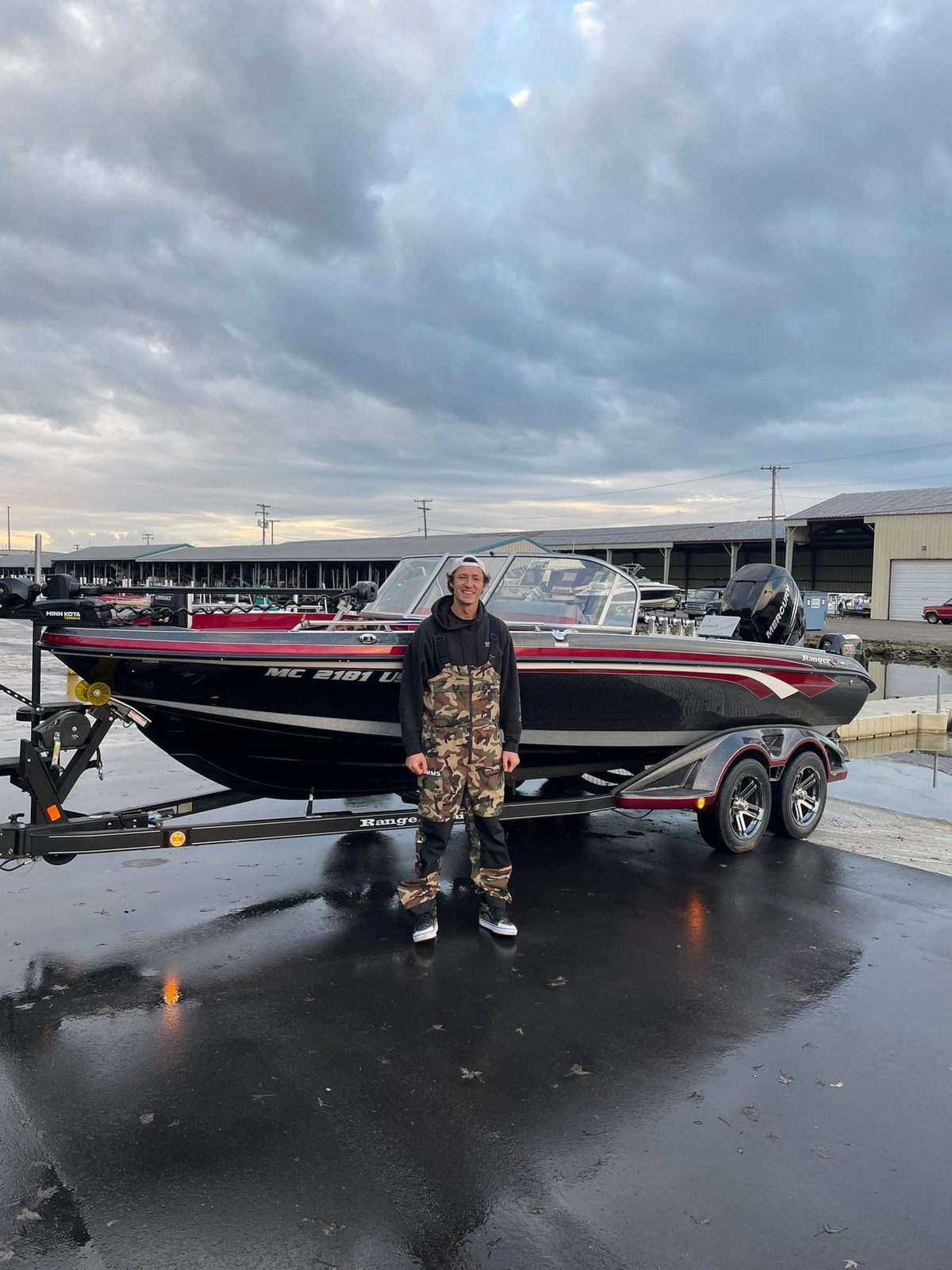 Boat photo for Musky Trolling Trip 6-8hrs