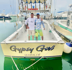 Fishing in Quepos